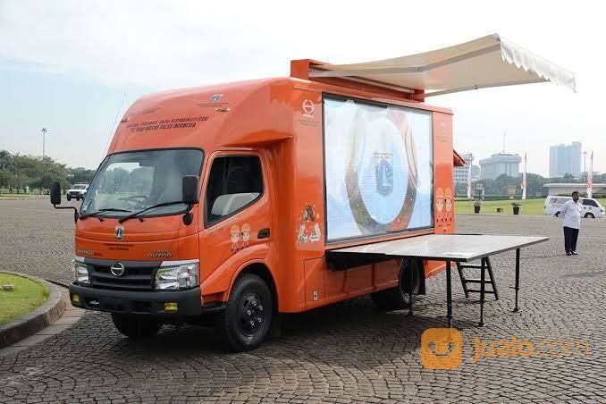 Hino Dutro Truck Videotron LED