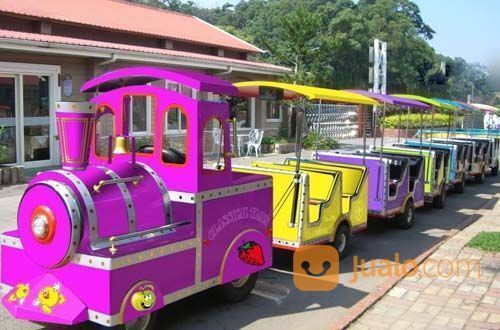 PEMBUATAN FIBERGLASS CUSTOM MAKASSAR