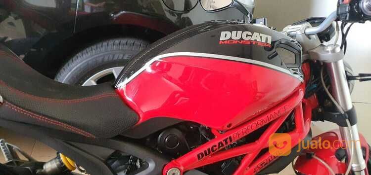 MOTOR DUCATI MONSTER 696 SAMARINDA-BALIKPAPAN