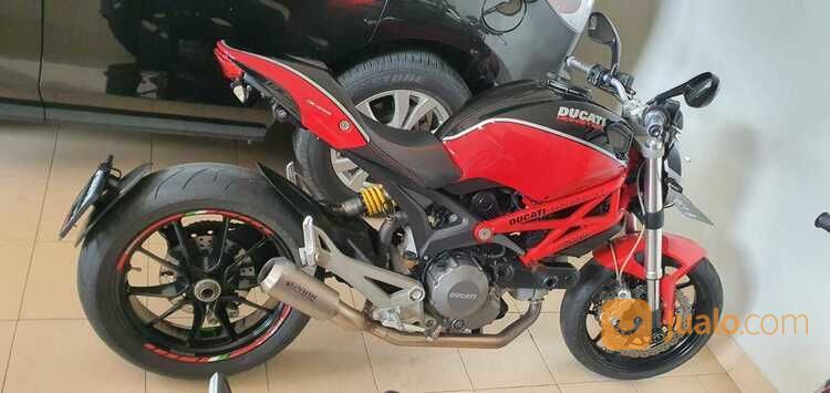 MOTOR DUCATI MONSTER 696 SAMARINDA-BALIKPAPAN