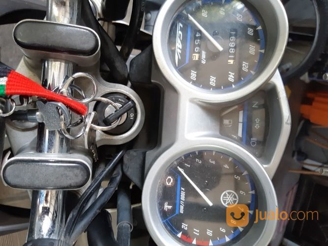 Yamaha Vixion 2008 Abu- Abu Terawat