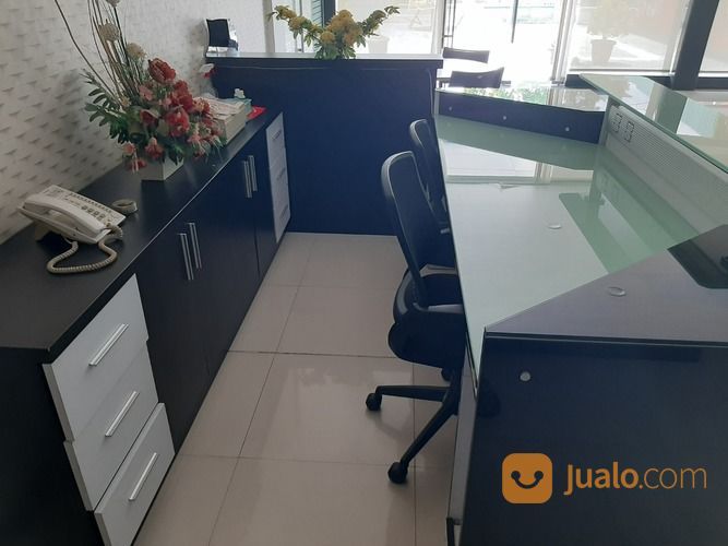 Meja Kasir, Kursi Dan Lemari Arsip 1 Set