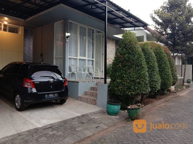 The Villa Safira Siap Huni Jl. Abdul Gani Atas Kota Wisata Batu-Malang