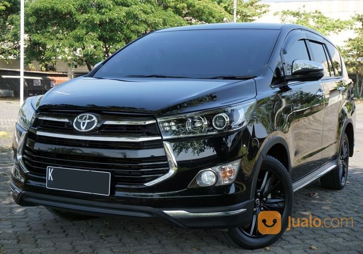 2019 Innova Venturer Diesel Matic, KM 20rb, Pajak Panjang, Istimewa
