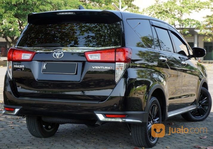 2019 Innova Venturer Diesel Matic, KM 20rb, Pajak Panjang, Istimewa