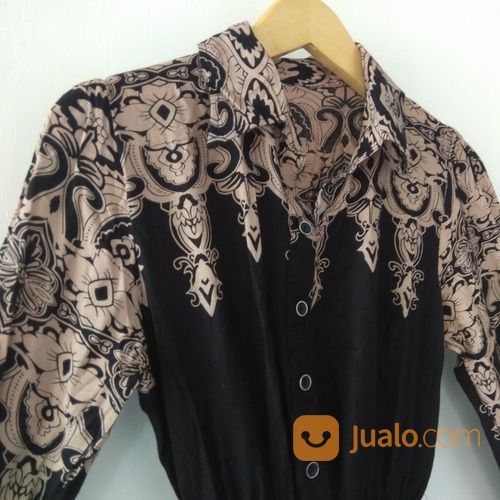 BAJU PRELOVED BERKUALITAS & MURAH