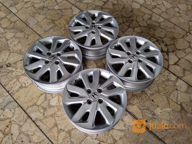 Velg Mobil Ori Copotan Mobilio Ring 15 Lebar 5,5 Lubang Baut Pcd 4x100