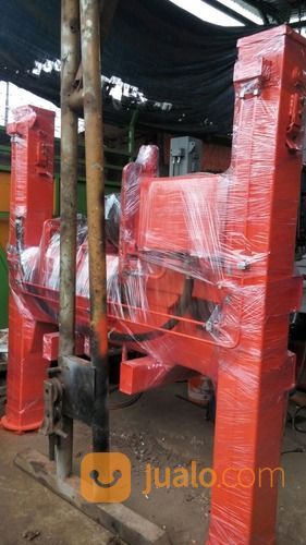 JACK SELF LOADER HIDROLIK TRUK SELF LOADER TRUK TRADO SELF LOADER