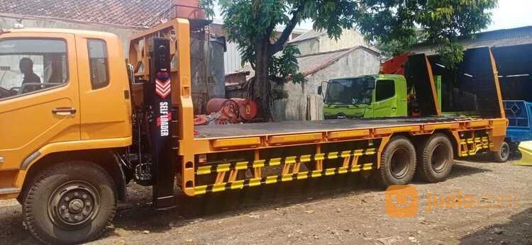 SELF LOADER TRADO FUSO FN 62 L TRUK TRADO SELF LOADER FUSO MITSUBISHI KAROSERI TRUK MOBIL