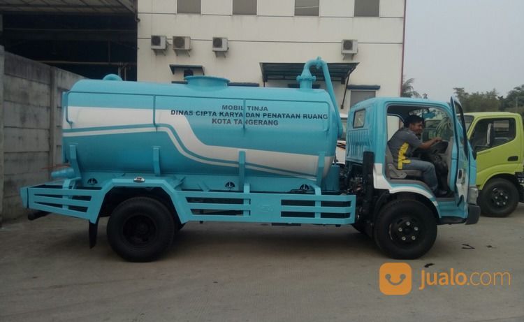 TANGKI TINJA TRUK HISAP TINJA TRUK HISAP LIMBAH MINYAK TRUK HISAP LIMBAH LUMPUR TRUK TANGKI VACUMM