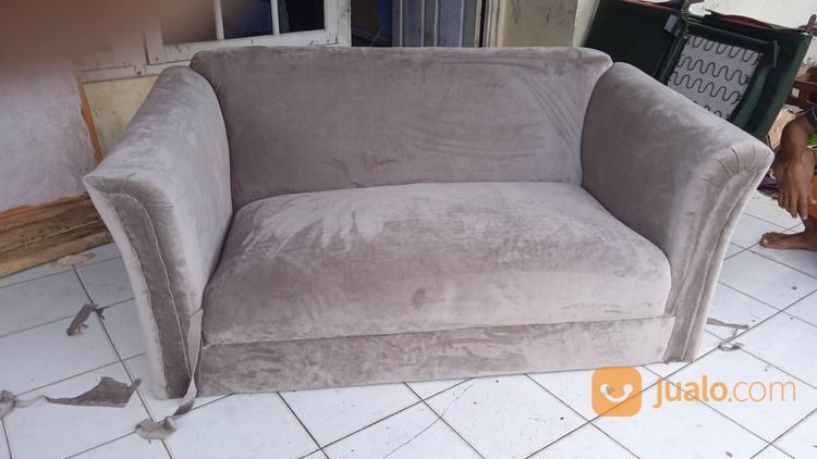 Reparasi Sofa .service sofa kursi