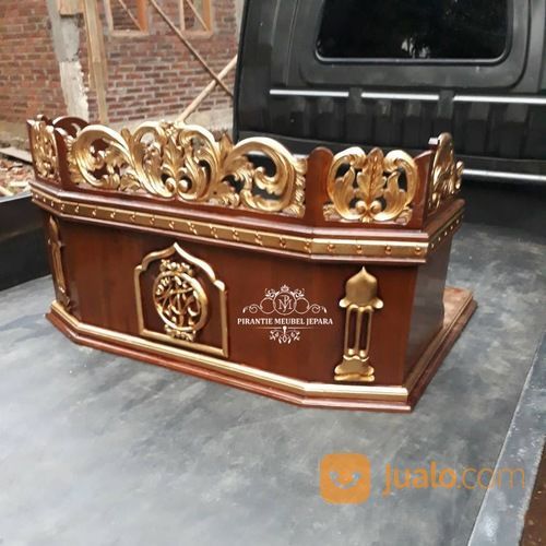 Mimbar Meja Majelis Salina