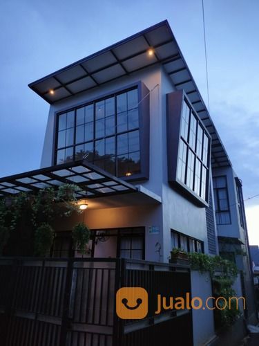 Rumah Baru, Mewah 2lt Konsep Mezzanine Di Jagakarsa Jaksel