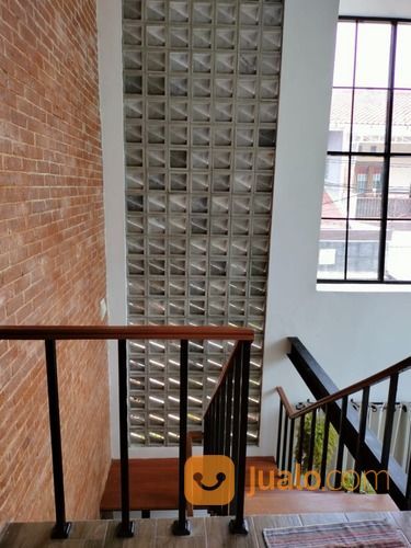 Rumah Baru, Mewah 2lt Konsep Mezzanine Di Jagakarsa Jaksel