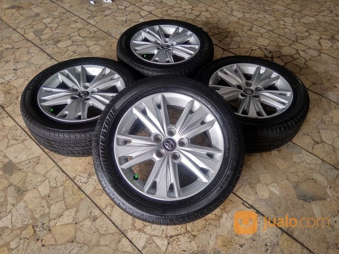 Velg Mobil Original Innova Venturer Ring 17 Lebar 6,5 ET35 Pcd 5x114