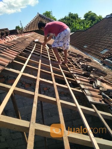 Tukang Atap Bocor Dibali