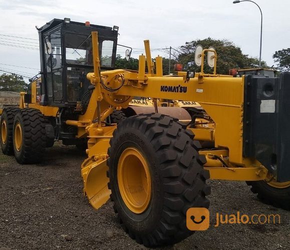 Unit Motor Grader Komatsu Model GD705A-4