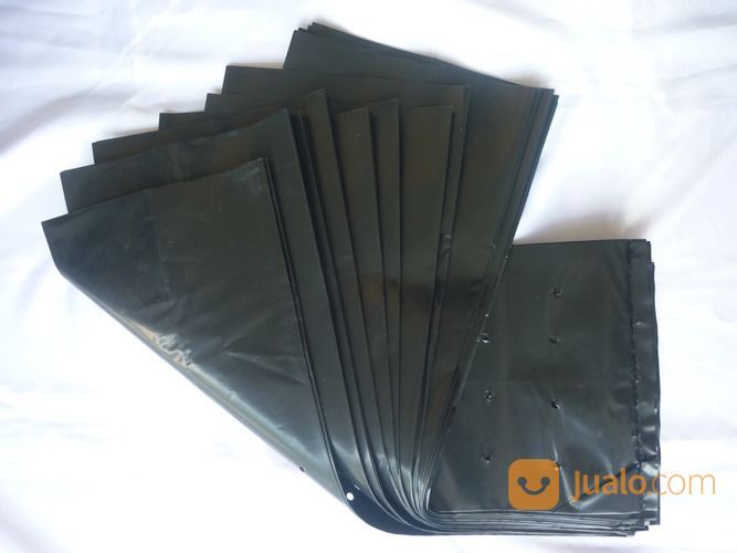 Plastik Polybag Untuk Semai Bibit Tanaman, Harga Dijamin Murah !