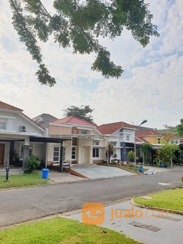 Rumah Graha Padma Semarang