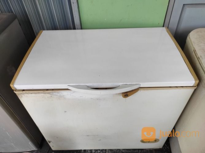 Freezer Box 200 Liter Normal Siap Pakai