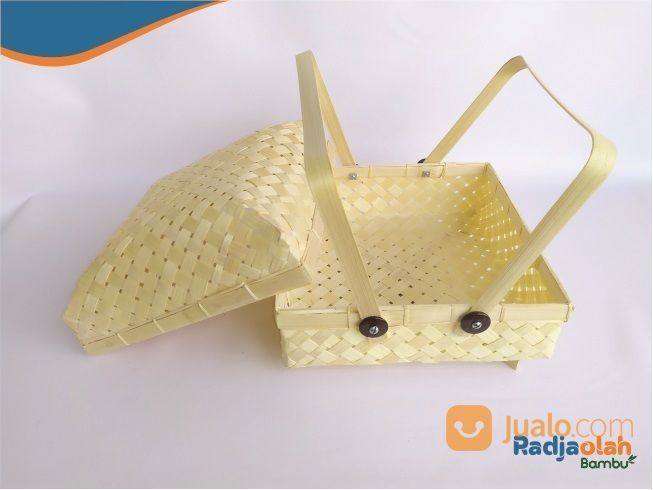 Kerajinan Bambu | Besek Kaki/Sokase Bambu Jinjing Ukuran 20x20cm