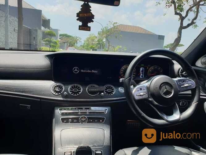 Mercedes Benz E350 EQ Boost AMG 2019 Perfect Condition