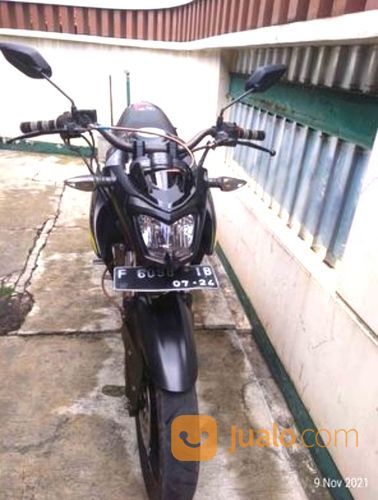 Yamaha Vixion 2014 . Pajak Hidup Panjang..Surat2 Lengkap. Siap Jalan.