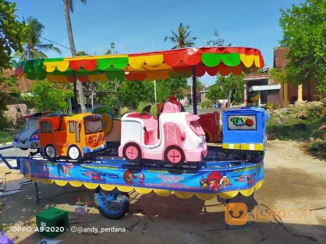 Odong Odong Kereta Panggung Roboccar Tayo