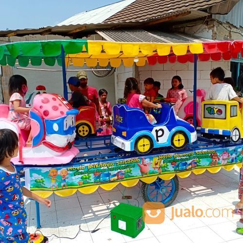 Odong Odong Kereta Panggung Roboccar Tayo