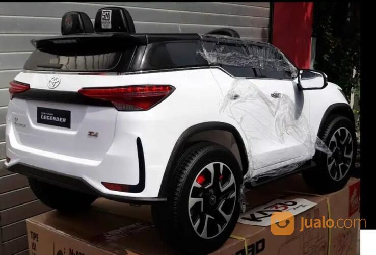 MAINAN MOBIL ANAK TOYOTA FORTUNER LEGENDER M-7588
