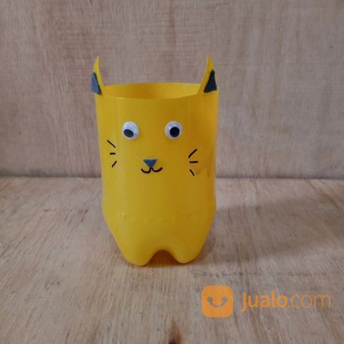 Pot Bunga Plastik Daur Ulang