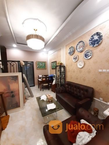 Rumah Dalam Cluster Jihan Residence Di Jagakarsa, Jakarta Selatan