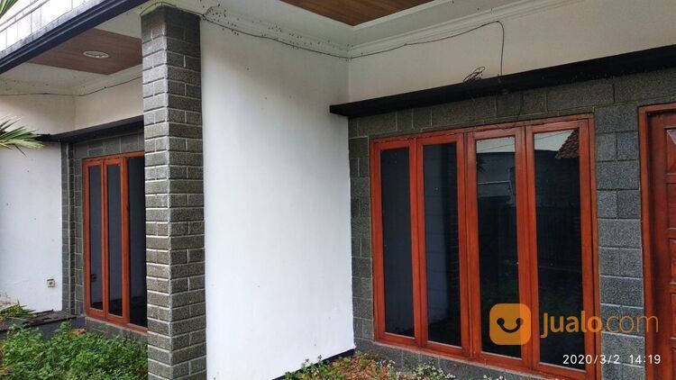 Rumah Arcamanik Pacuan Kuda