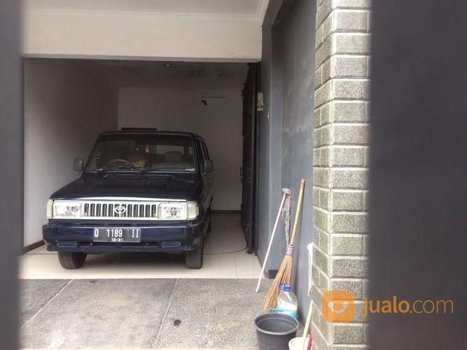 Rumah Arcamanik Pacuan Kuda