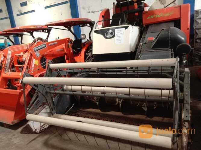 Combine Harvester Bekas Berkualitas Pasti Murah
