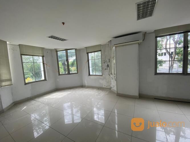 SOHO Waterplace Pakuwon Indah Spazio Graha Family Darmo Citraland