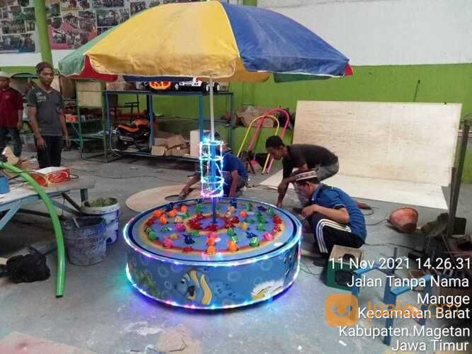 Becak Cinta Odong Odong Kayuh Gowes - Kereta Panggung Kereta Lantai