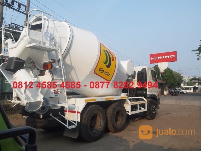 Truck Mixer Truk Molen Truk Cor Beton 7 Kubik