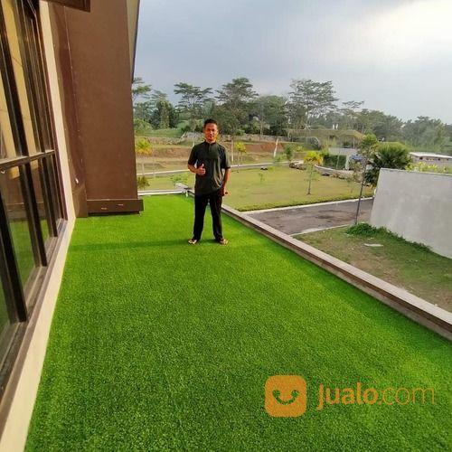 Lantai Outdoor Pasang Rumput Sintetis
