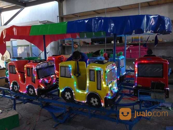 Odong Odong Kereta Panggung Fiber Tayo