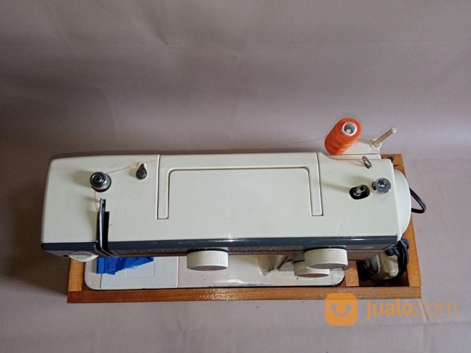 Mesin Jahit Janome NS 381Semi Portable Multi Fungsi Plus Meja Kayu Baru Lurus Zigzag Dll Bekas