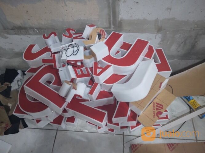 Huruf Timbul Galvanis & Huruf Akrilik | Dayatama Advertising