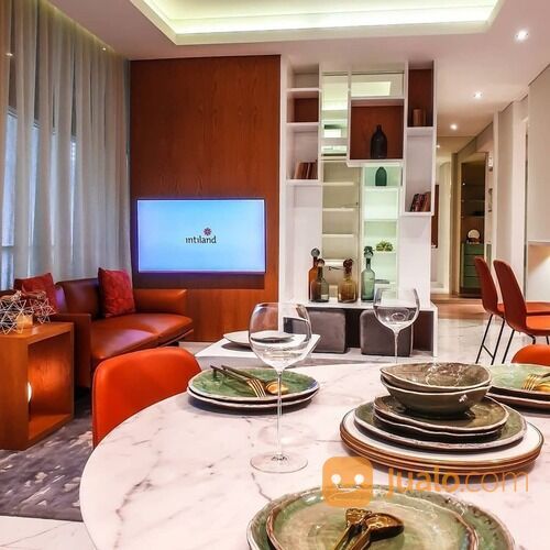 2BR DELUXE SIZE 93 SQ RES APARTEMEN SOUTH JAKARTA