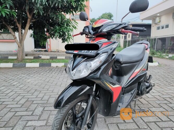 Yamaha Xeon 125 Cc Hitam - 2010