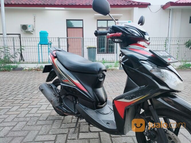 Yamaha Xeon 125 Cc Hitam - 2010