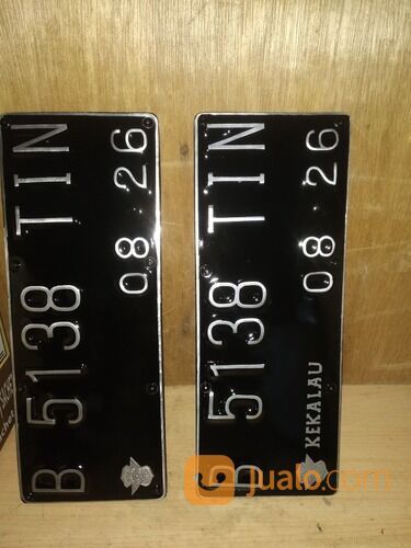 Pres Plat Nomor Motor