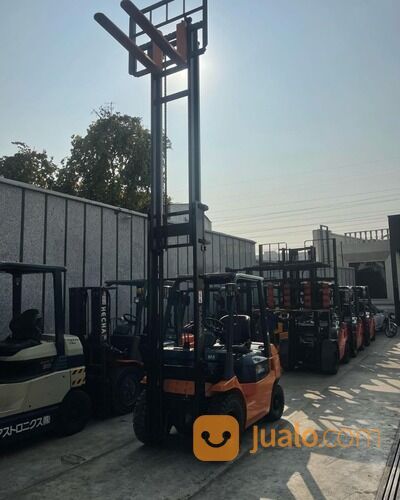 RENTAL SEWA ALAT BERAT CRANE FORKLIFT CIKANDE