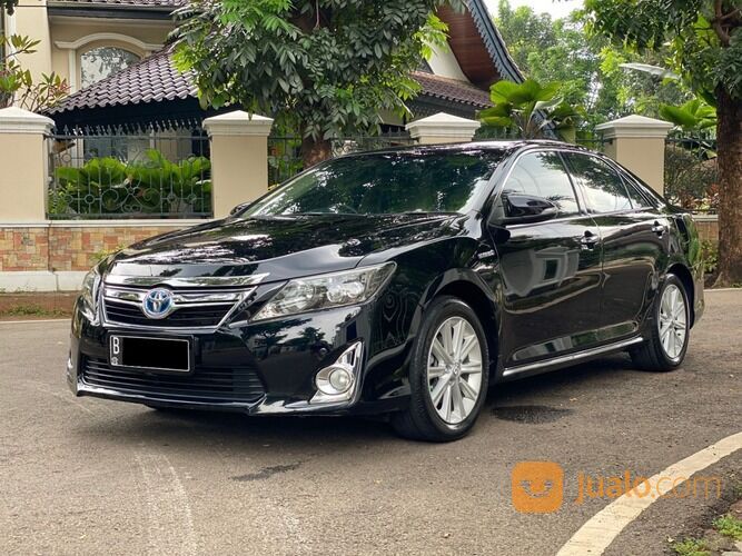 Toyota Camry 2.5 HYBRID Hitam Tahun 2013 Istimewa