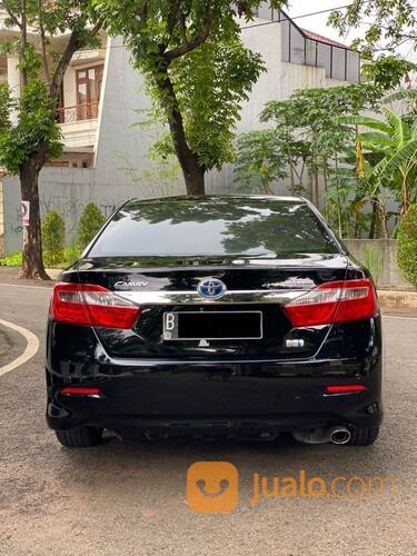 Toyota Camry 2.5 HYBRID Hitam Tahun 2013 Istimewa