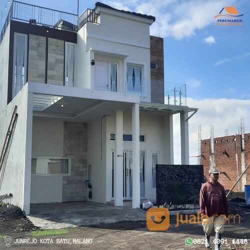Rumah 3 Kamar Tidur Di Batu Malang Free Roftop